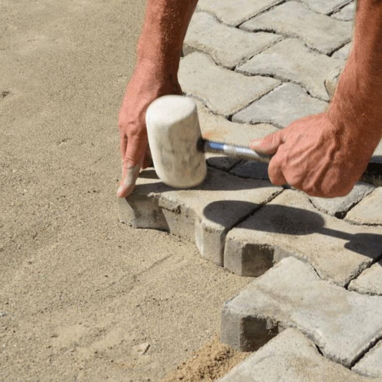 Paver